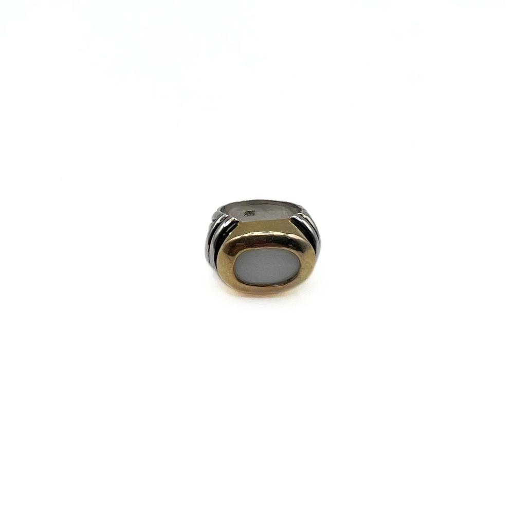 Vintage Two-Tone Oval White Stone Ring