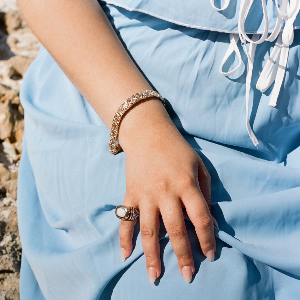 Vintage Two-Tone Oval White Stone Ring